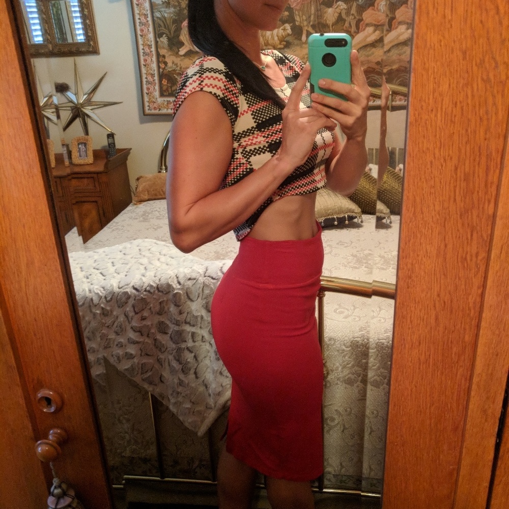 Crop top